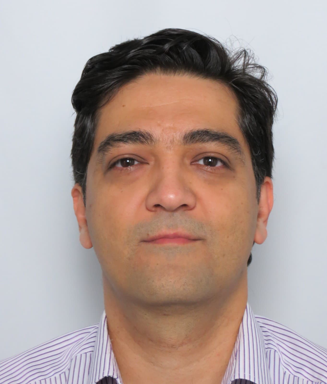 Alireza Moghayedi – professor e/ou pesquisador